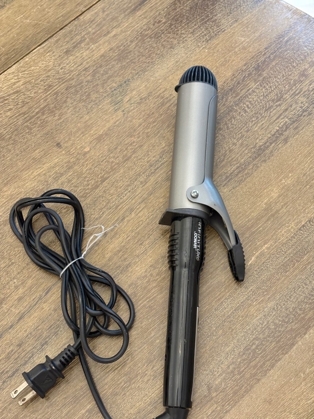 Conair Infinity Pro 1.5 Inch Barrel - Picture 5 of 5
